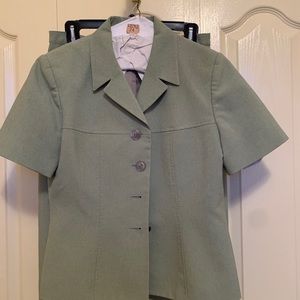 Women’s business suits